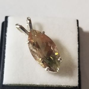 Oregon Sunstone Pendant